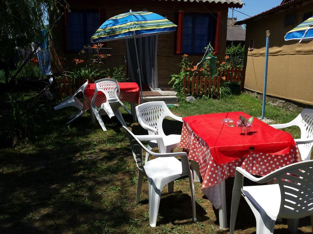 Casa Delta 106 Hotell Sfântu Gheorghe Exteriör bild